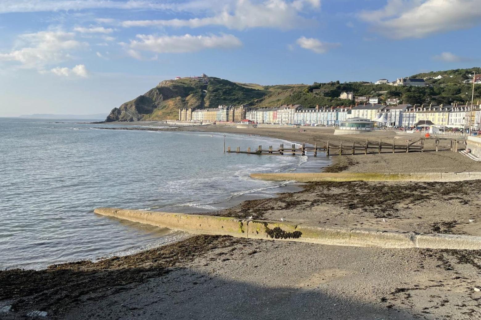 Spacious Luxury Escape With Sea Views And Pet Friendly At Clarach Bay Aberystwyth Exterior photo
